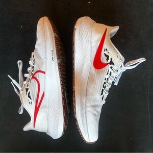 Nike Zoom Pegasus sneakers - with Orange/Leopard Accents